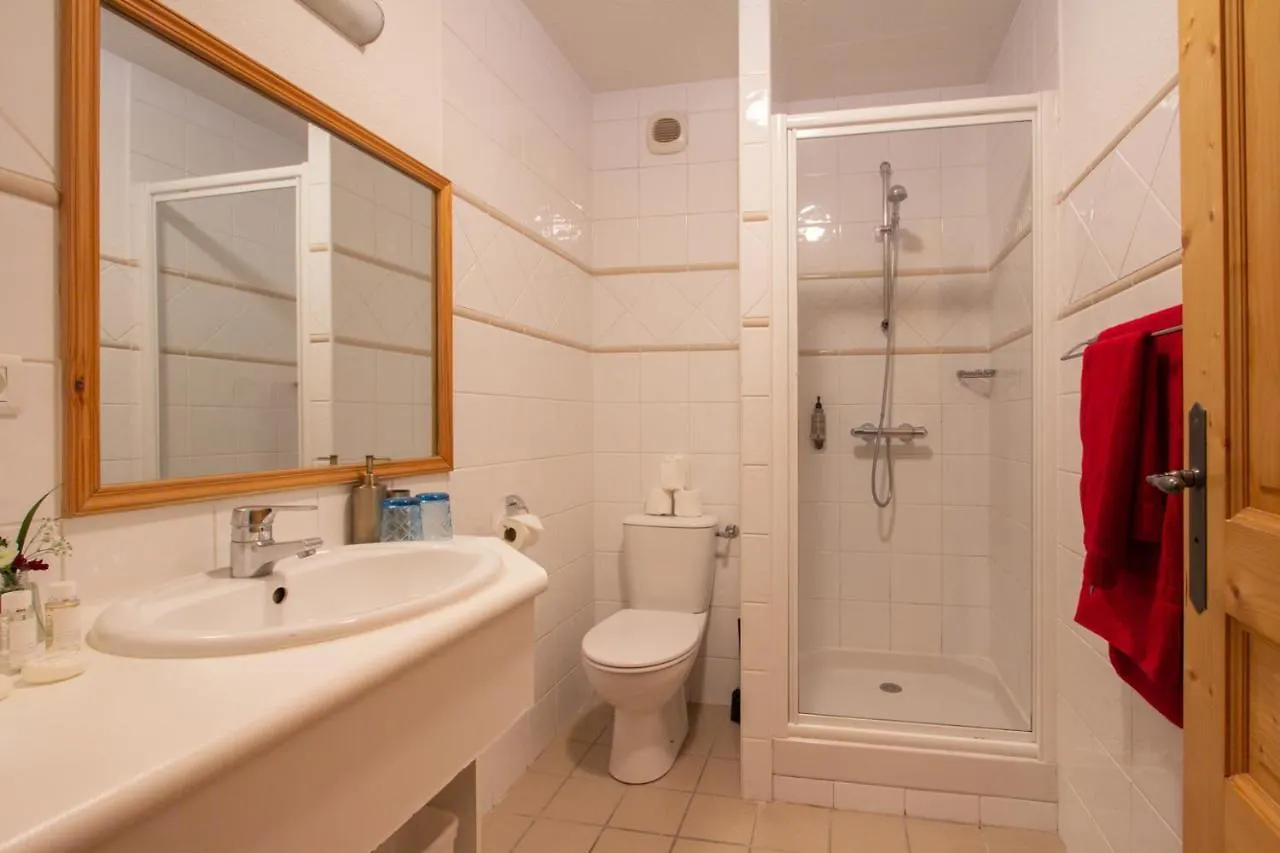 Chalet Coeur Des Brevieres By Chalet Chardons Tignes Hotel