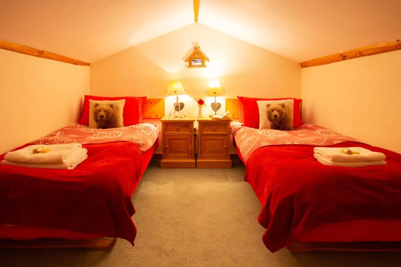 Chalet Coeur Des Brevieres By Chalet Chardons Tignes France
