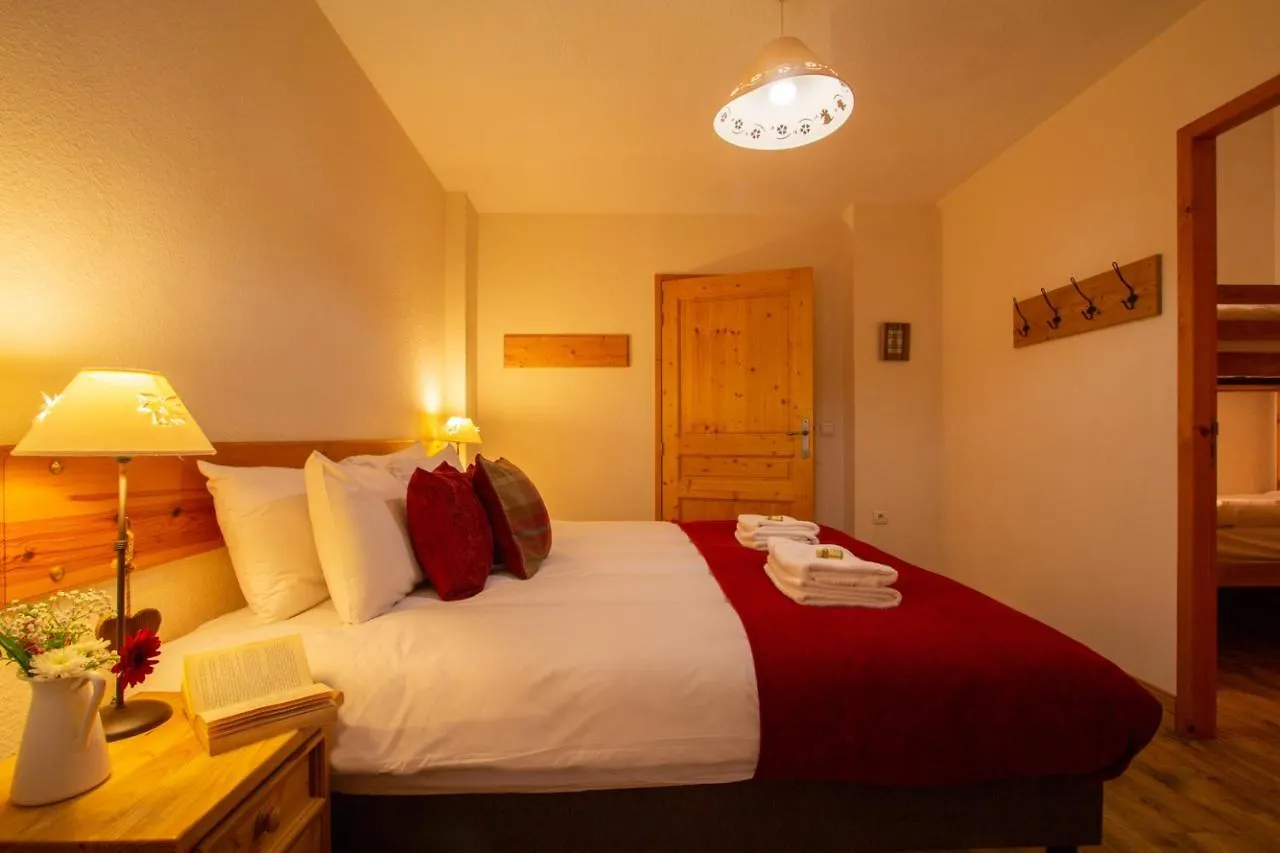 Chalet Coeur Des Brevieres By Chalet Chardons Tignes