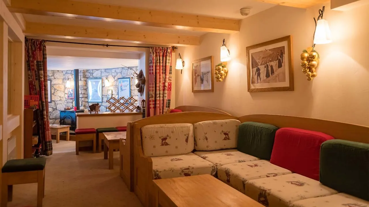 Chalet Coeur Des Brevieres By Chalet Chardons Tignes 3*,  France