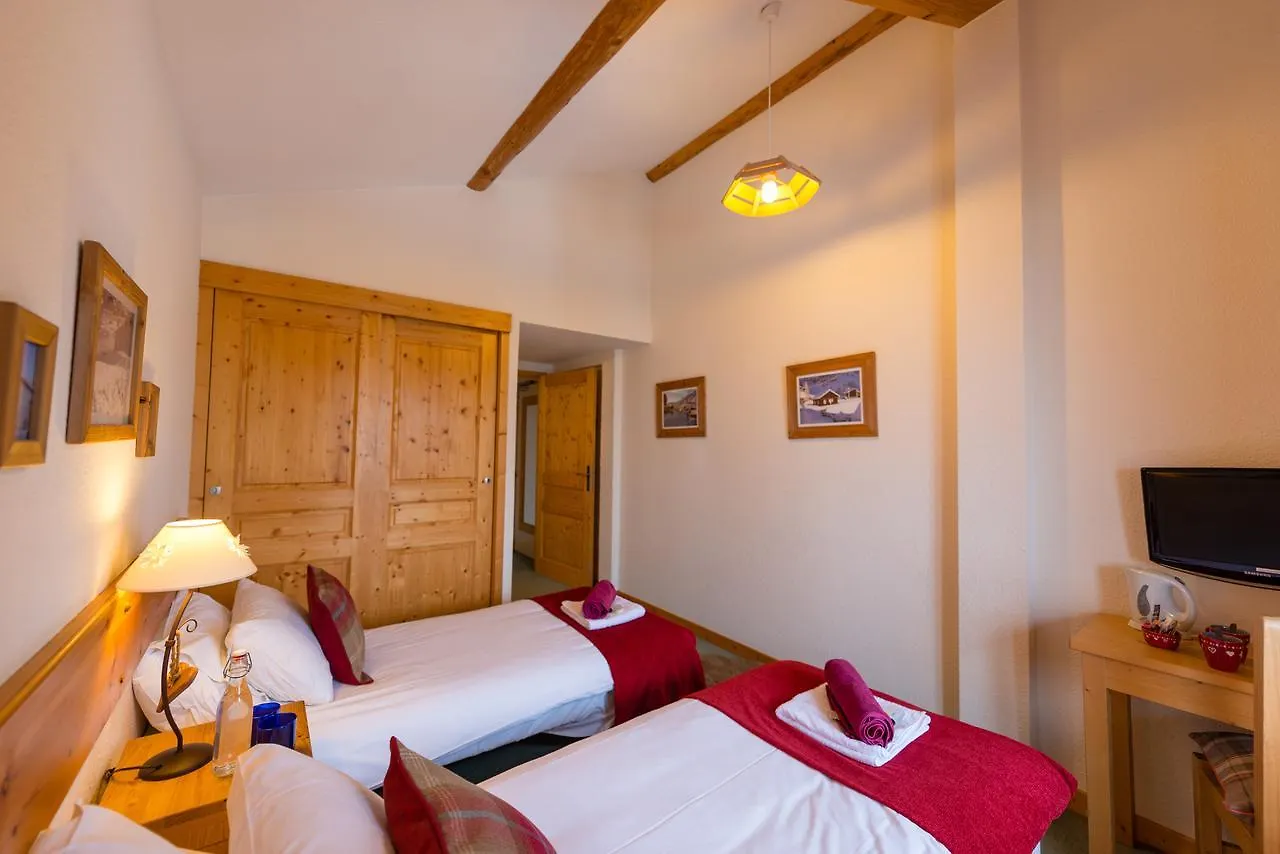 Chalet Coeur Des Brevieres By Chalet Chardons Tignes